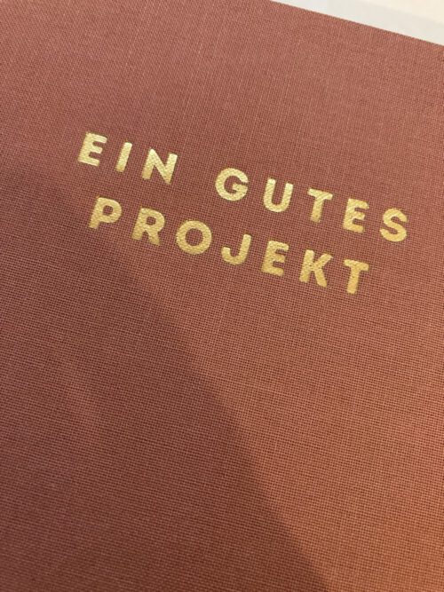 Mehr über den Artikel erfahren Der Bücher-Wurm